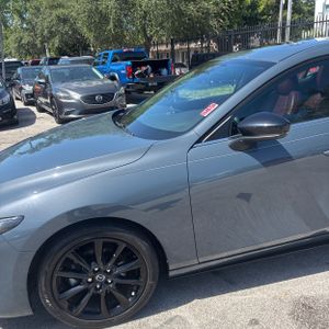 2024 Mazda MAZDA3 HATCHBACK 2.5 S CARBON EDITION — фото 2