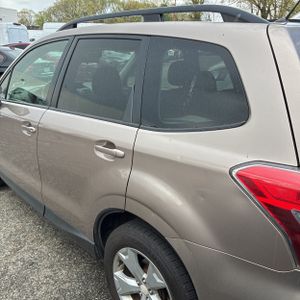 SUBARU FORESTER 2.5I PREMIUM - 5