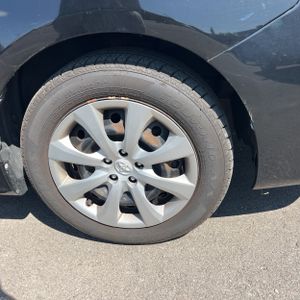 2012 Toyota COROLLA LE — миниатюра 20