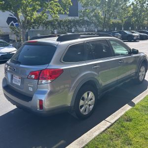 SUBARU OUTBACK PREMIUM - 8