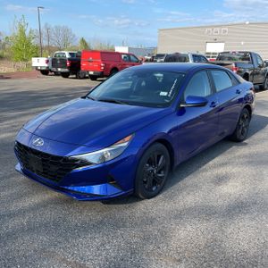 HYUNDAI ELANTRA SEL - 1