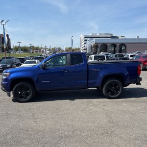 CHEVROLET COLORADO LT - 3