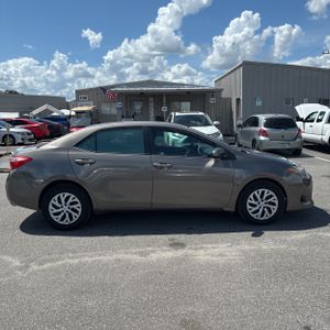 2018 Toyota COROLLA LE — фото 10