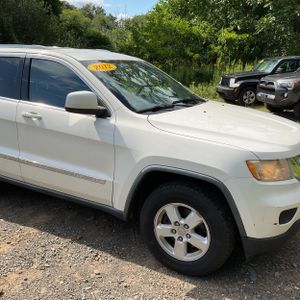 2012 JEEP GRAND CHEROKEE LAREDO — фото 13