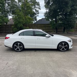 2024 Mercedes-BENZ C-CLASS photo 10