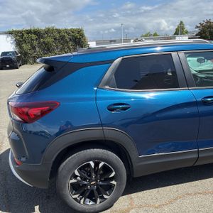 CHEVROLET TRAILBLAZER - 9