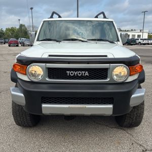 صورة 14 لـ 2013 Toyota FJ CRUISER BASE