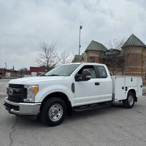 Ford F-350 Super Duty XL - 1