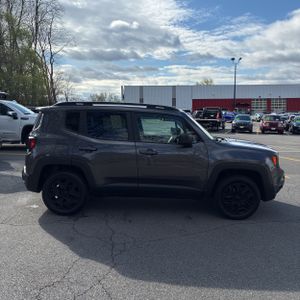 JEEP RENEGADE UPLAND - 10