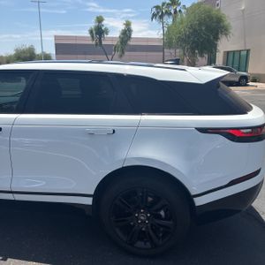 صورة 6 لـ 2023 LAND Rover RANGE ROVER VELAR P250 R-DYNAMIC S