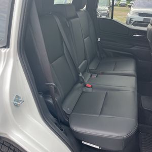 2026 Toyota LAND CRUISER BASE — миниатюра 34