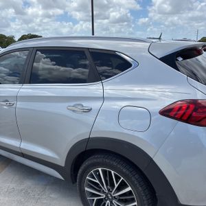HYUNDAI TUCSON LIMITED - 6