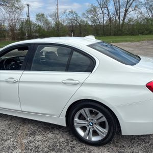 BMW 330I XDRIVE - 6