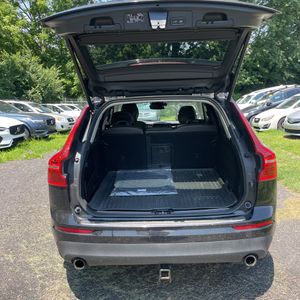 2019 Volvo XC60 MOMENTUM thumbnail 44