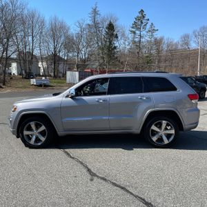 JEEP GRAND CHEROKEE OVERLAND - 3