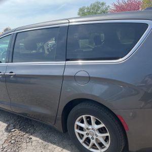CHRYSLER PACIFICA TOURING - 6