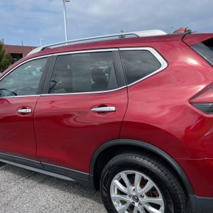 NISSAN ROGUE SV - 6