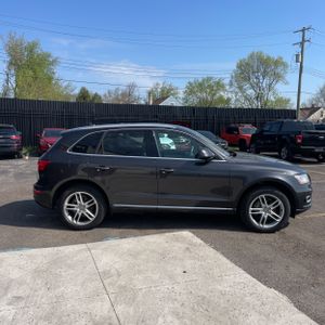 AUDI Q5 2.0T PREMIUM - 10