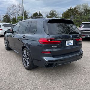 BMW X7 M50I - 5