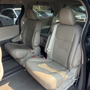 2020 Toyota SIENNA XLE 8-PASSENGER 缩略图 34
