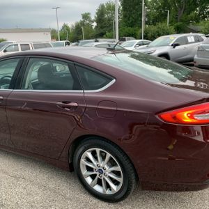 FORD FUSION SE - 6
