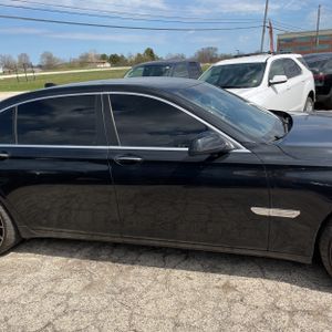 BMW 7-SERIES B7 - 10