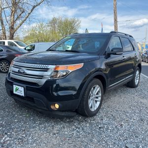 FORD EXPLORER XLT - 1