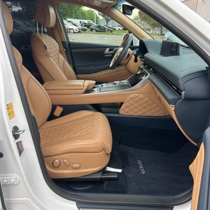 صورة 33 لـ 2023 Genesis GV80 3.5T