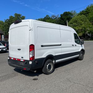 FORD TRANSIT 250 - 8