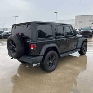 صورة 7 لـ 2022 JEEP WRANGLER UNLIMITED SPORT ALTITUDE