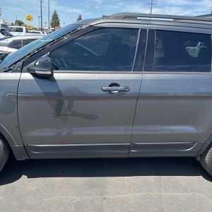 FORD EXPLORER SPORT - 4