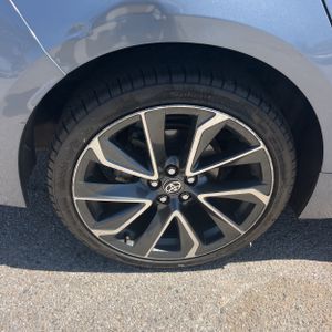 صورة مصغرة 19 لـ 2021 Toyota COROLLA SE