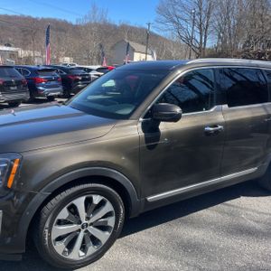 KIA TELLURIDE S - 2
