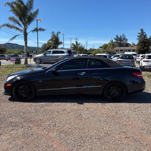 MERCEDES-BENZ E-CLASS - 3