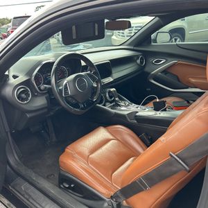 2016 Chevrolet CAMARO LT 照片 31