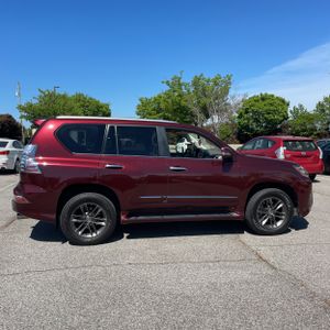 Lexus GX 460 Base - 10