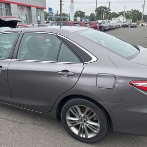صورة 6 لـ 2017 Toyota CAMRY SE