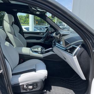 صورة مصغرة 32 لـ 2025 BMW X5 M COMPETITION
