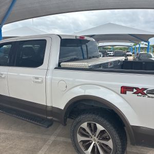 FORD F-150 KING RANCH - 6