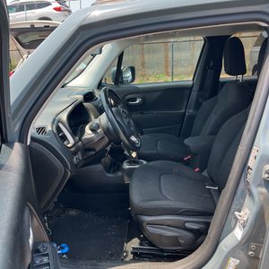 2017 JEEP RENEGADE LATITUDE 缩略图 32