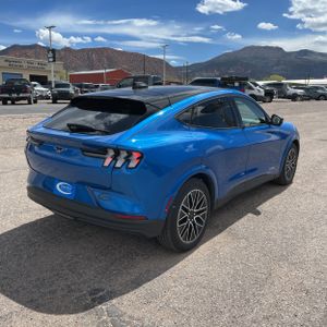 FORD MUSTANG MACH-E PREMIUM - 8