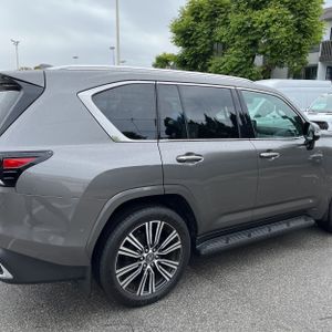LEXUS LX 600 LUXURY - 9