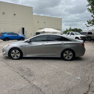 HYUNDAI SONATA HYBRID LIMITED - 3