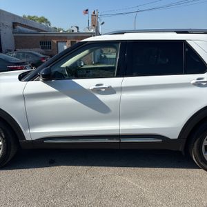 FORD EXPLORER LIMITED - 4