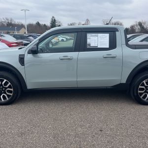 FORD MAVERICK LARIAT - 4