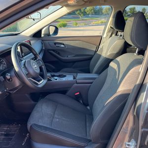 صورة مصغرة 32 لـ 2023 Nissan ROGUE SV