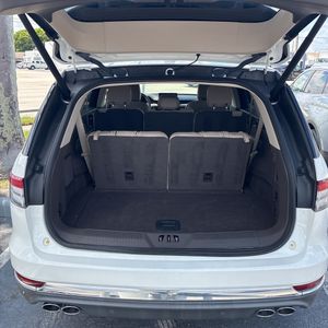 2023 Lincoln AVIATOR RESERVE — миниатюра 41