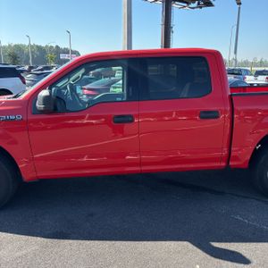 FORD F-150 XLT - 4