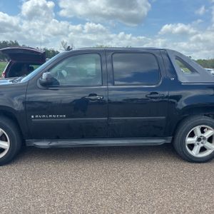 CHEVROLET AVALANCHE LT - 4