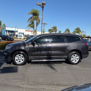 صورة 3 لـ 2016 Chevrolet TRAVERSE LS